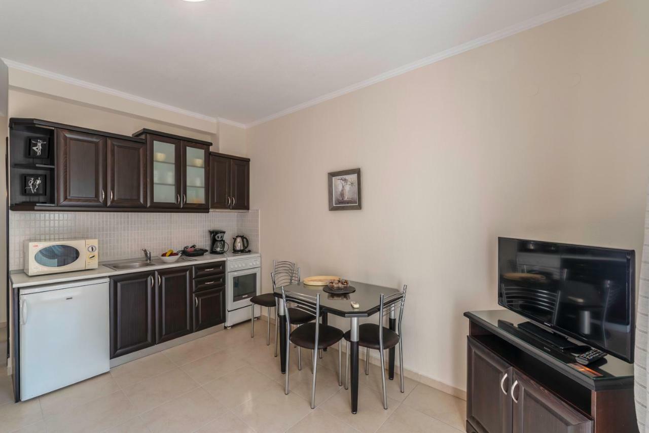 Niki Apartments Chrysi Ammoudia Exterior photo